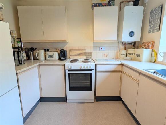 47 Swains Meadow, Church Stretton, SY6 6HT photo 4