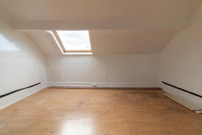 3 bed Terraced for sale Image 10