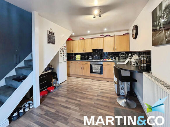 f78fb4f5-WhatsApp...