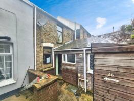 35, Green Meadow Terrace, Tillery Road, Abertillery NP13 1JA