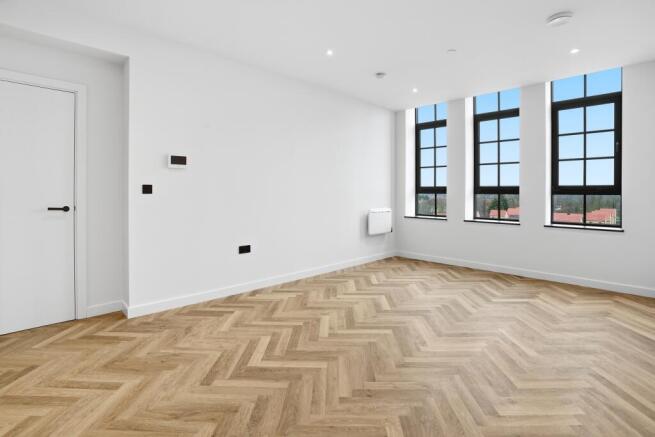 2 bed Apartment for sale Image 4