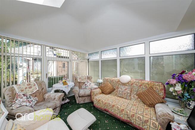 Lynwood Grove, Atherton, M46 photo 4