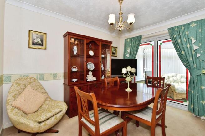 3 bed Detached Bungalow for sale Image 5