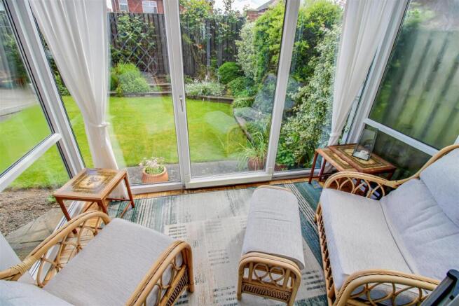 3 bed Semi-Detached for sale Image 7