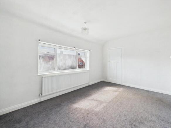 2 bed Semi-Detached for sale Image 11