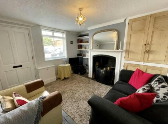 Lrg_Mulberry st sit 2