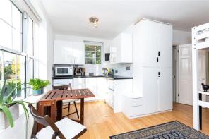101a, Twyford House, Elwood Street, London N5 1EL