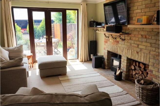 Lounge/Dining Room