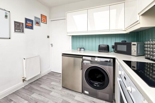 1 bed Flat for sale Image 10