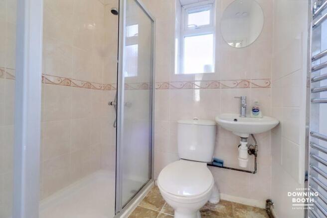 Shower Room / En-suite