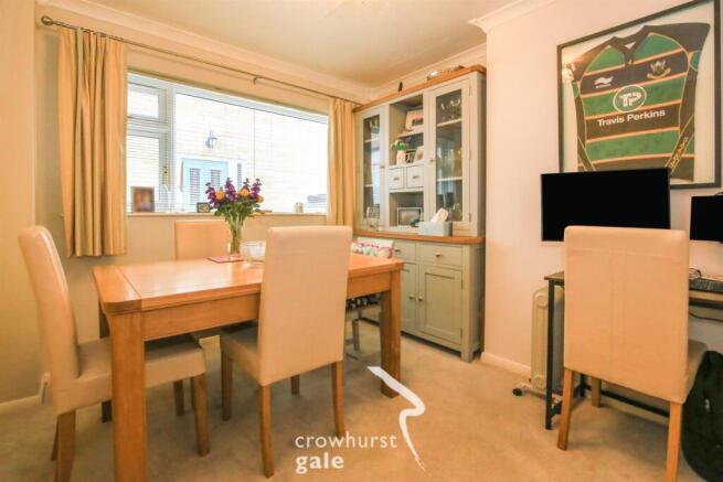 Cymbeline Way, Woodlands, Rugby photo 4