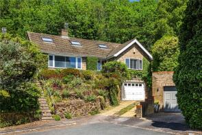 16, Brownlow Rise, Dunstable LU6 1QL