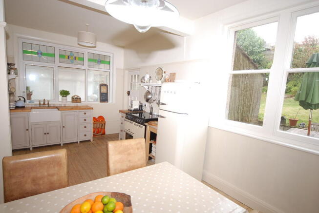 KITCHEN/DINER