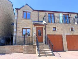 4, Greenside Court, Mirfield WF14 0DF