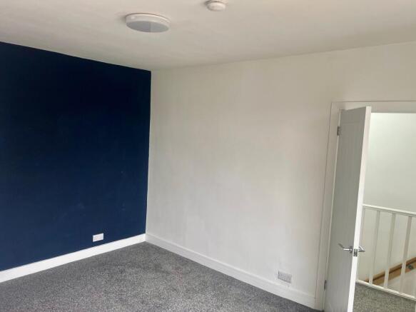 1 bed Apartment to rent Image 5