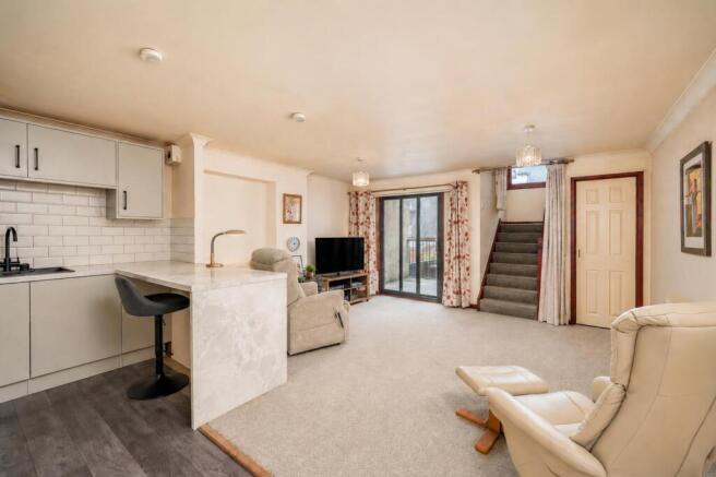 25 Dougall Street Tayport-2.jpg