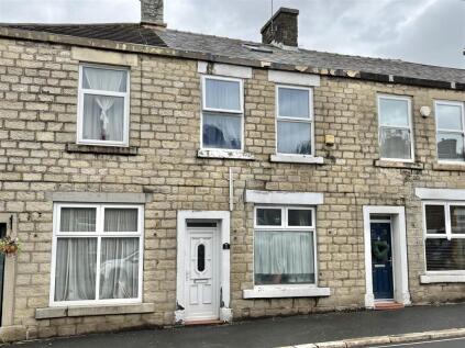 Station Road, Hadfield