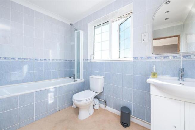 En-suite Bathroom