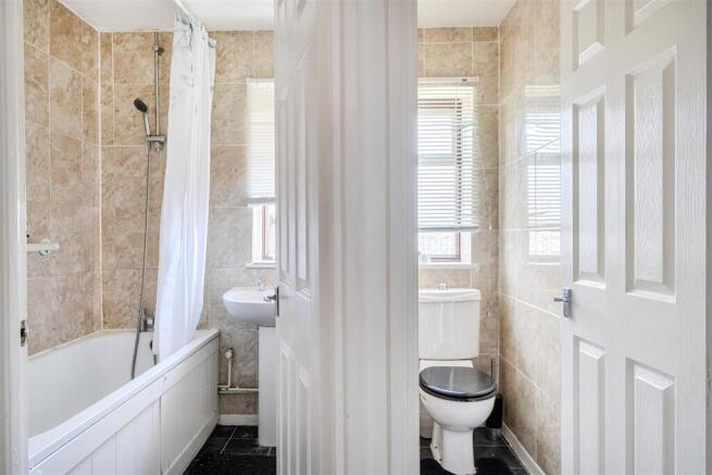 Bathroom & WC