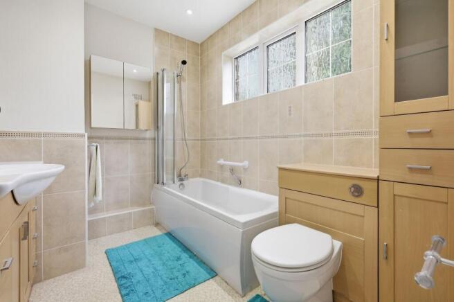 Master Suite Bathroom
