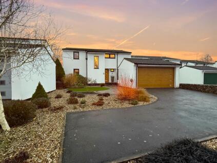 White Oak Way, Nailsea, North Somerset, BS48