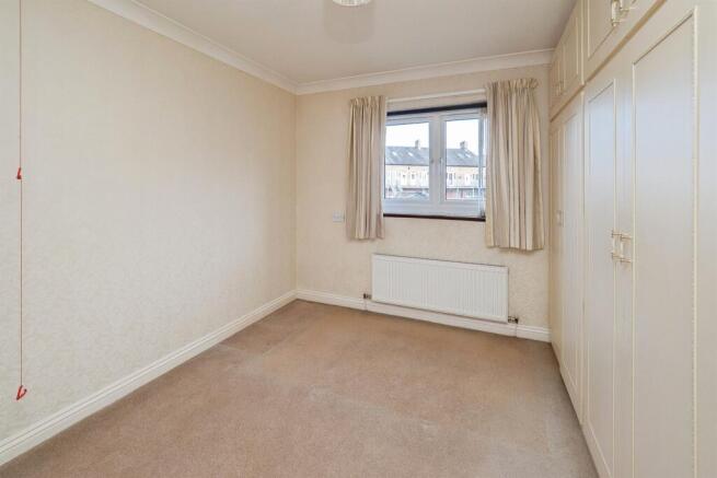 2 bed Apartment for sale Image 7