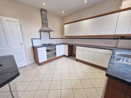 98a, West Street, Fareham PO16 0EP