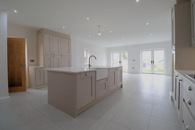 Weetshaw Lane, Cudworth Barnsley, S72 photo 5