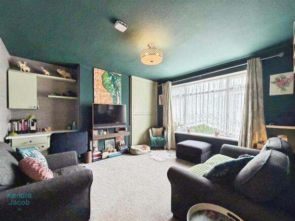 Station Road, Whitwell, Worksop photo 3