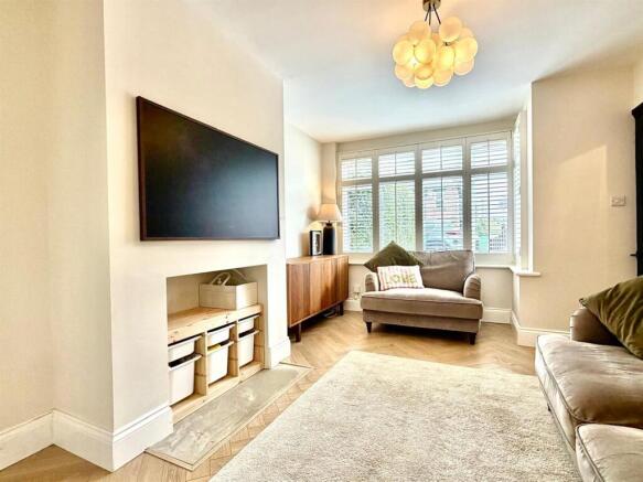 2 bed Semi-Detached for sale Image 8