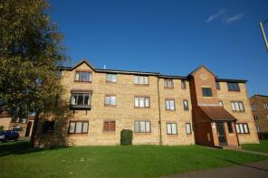 7, Purbeck House, Crusader Way, Watford WD18 6GP