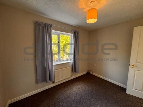 2 bed End of Terrace to rent Image 11