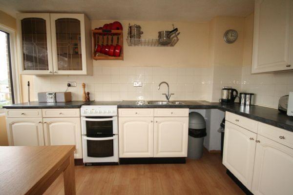 Kitchen/Dining...