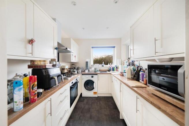 79 baytree rd -05.jpg