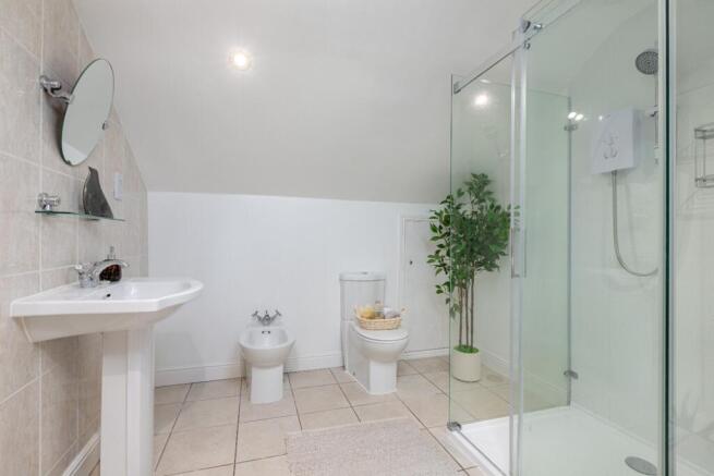 3 bed Cottage for sale Image 10