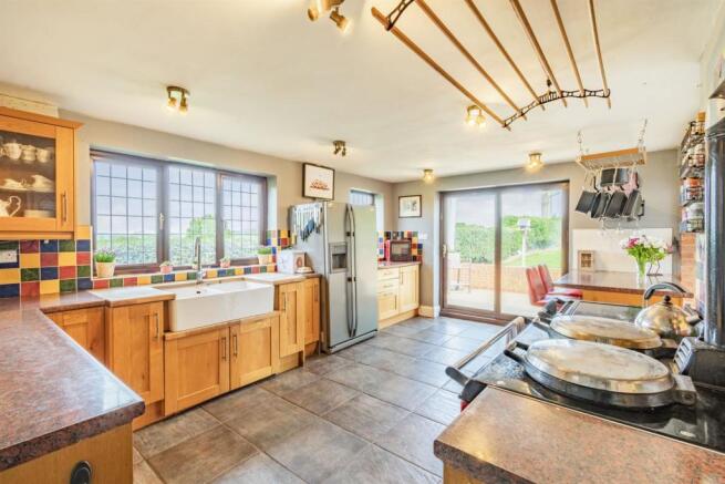 8502558-interior09.jpg