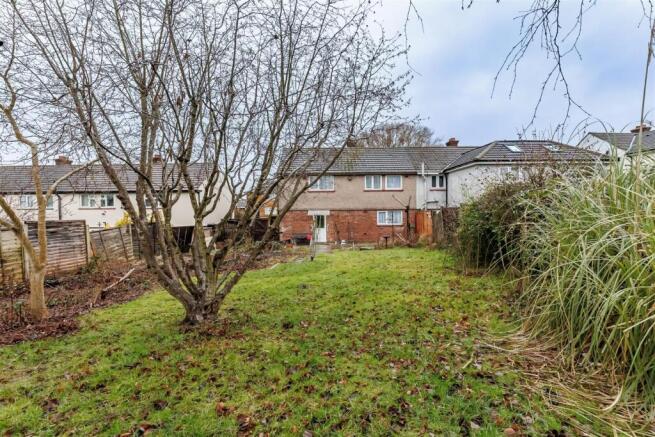 13, Beaconfield Ave (21).jpg