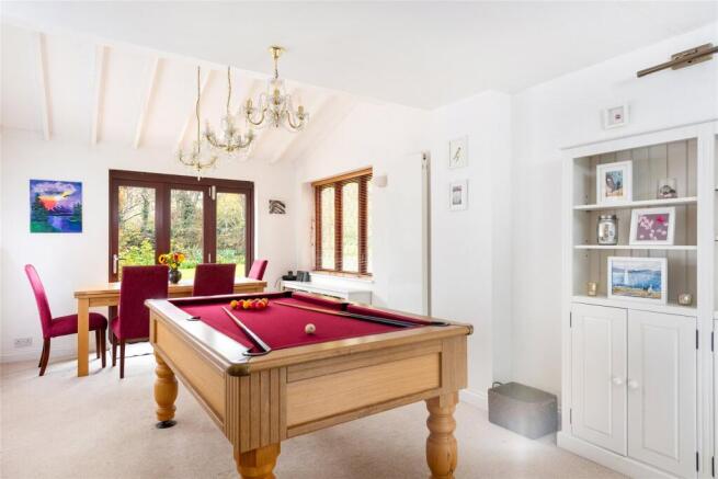 Dining/Games Room