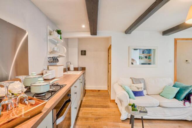 17A Upper Church Street (9).jpg