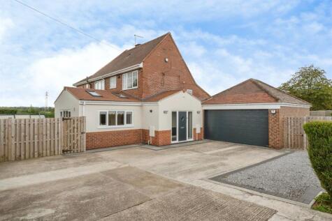 Doncaster Road, Harlington, Doncaster