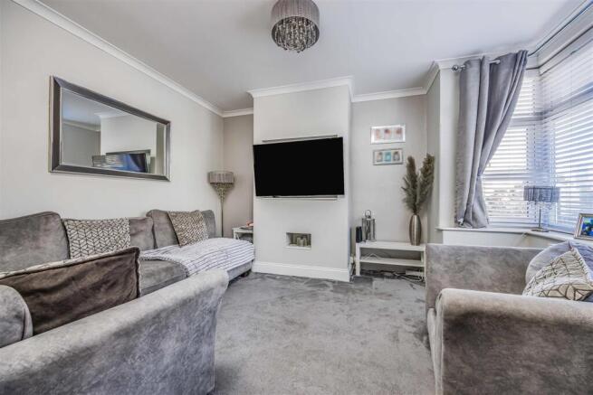 29 Salcombe Avenue, Portsmouth-Small-PorticoMarket