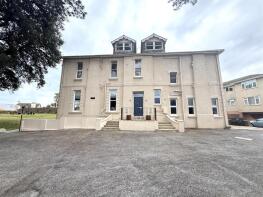 Flat 2, Barrington Court, Cleveland Road, Paignton TQ4 6EL