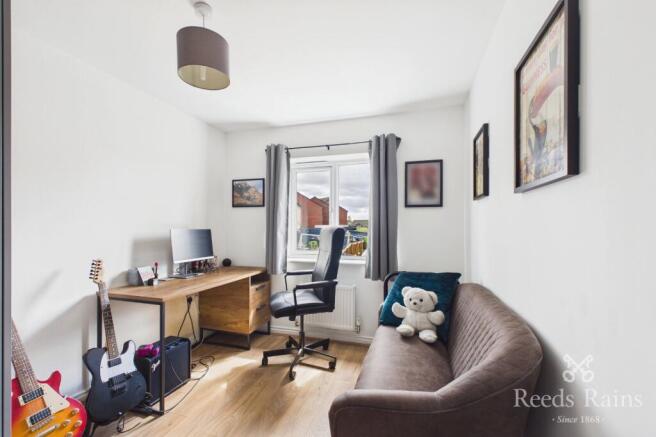 3 bed Semi-Detached for sale Image 11