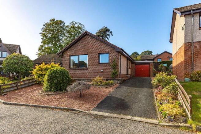 2-bed detached on 11 Abbotsview Court, Galashiels, TD1 3ES, £240,000