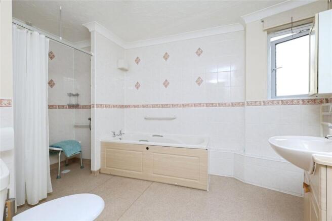 1 bed Apartment for sale Image 5