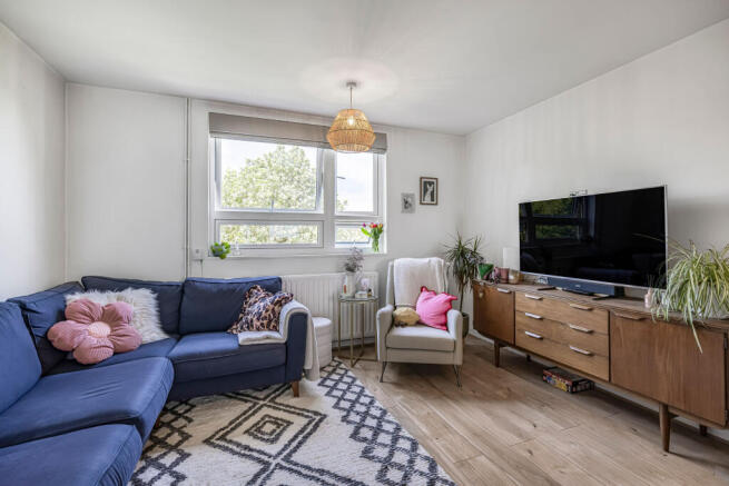 Living room 3