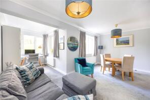 17, 15 Kingfisher Court, Queensmere Road, London SW19 5PE