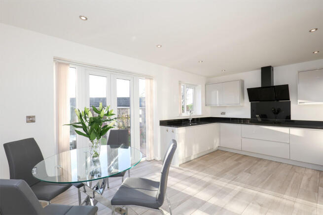 Kitchen / Diner