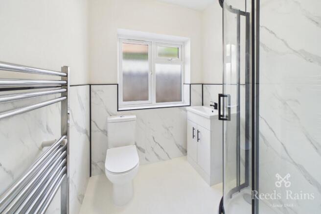 2 bed Bungalow for sale Image 8