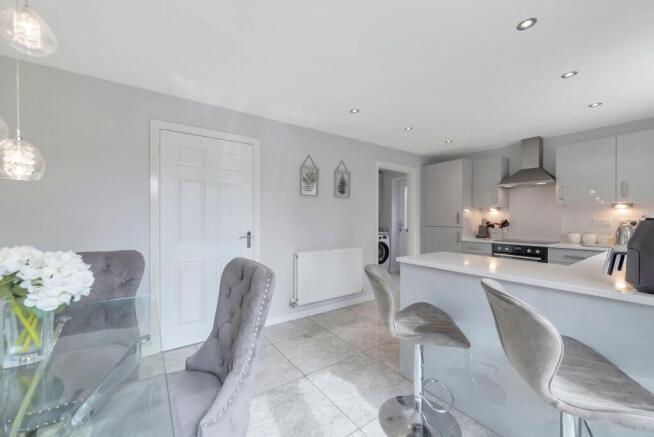 Kitchen Diner & Separate Utility Room